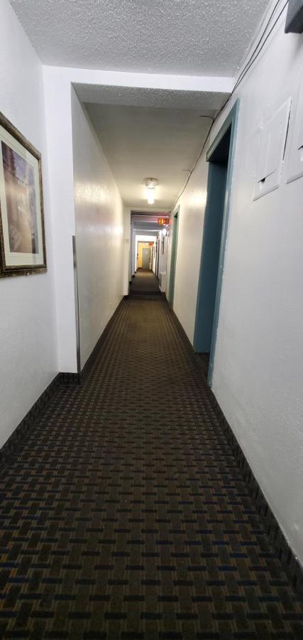 Belmont Inn Sudbury Esterno foto