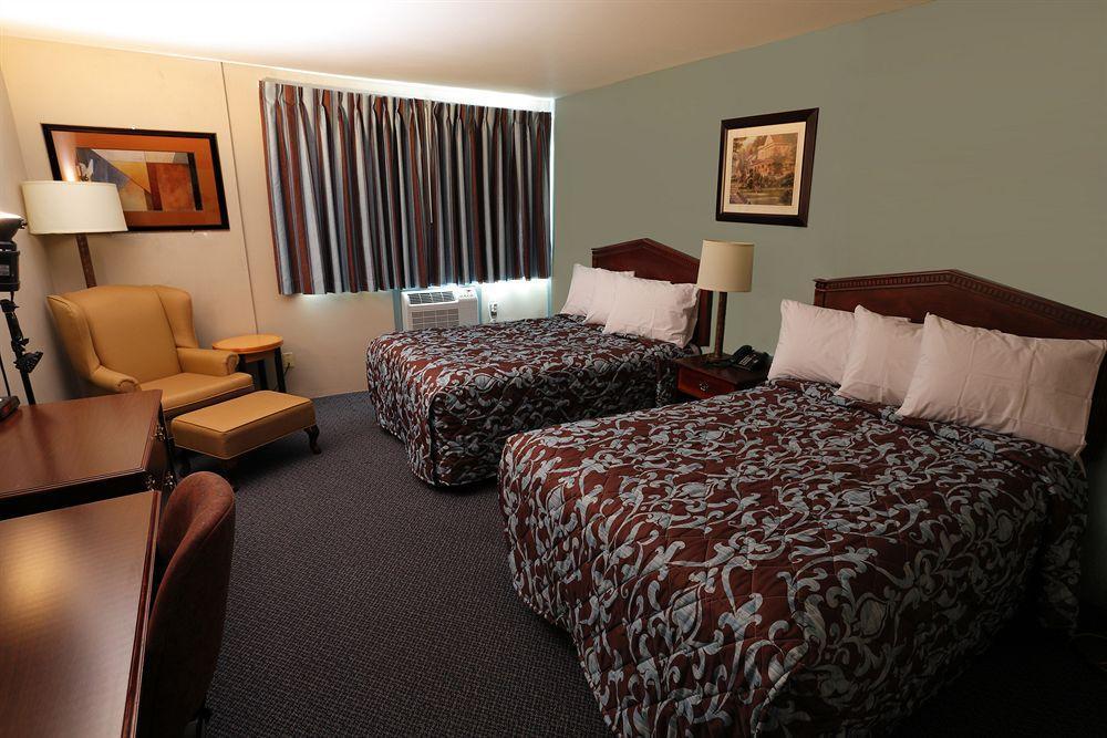 Belmont Inn Sudbury Esterno foto