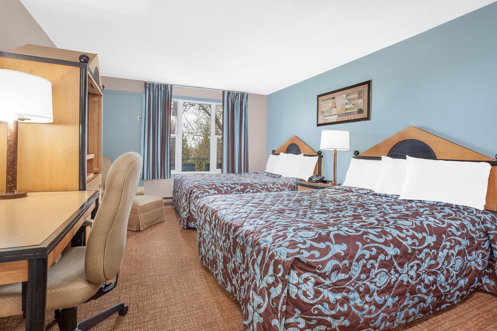 Belmont Inn Sudbury Esterno foto