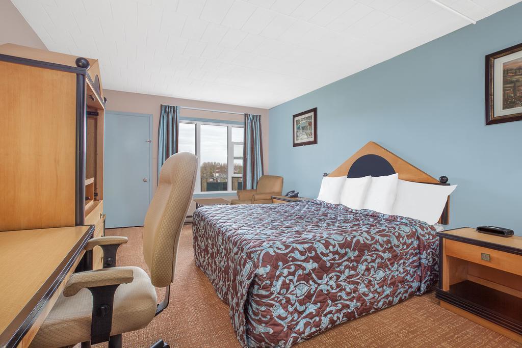 Belmont Inn Sudbury Esterno foto