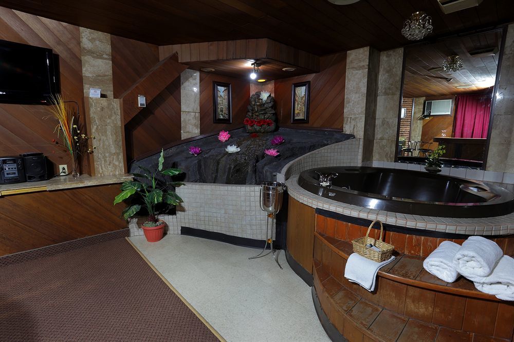 Belmont Inn Sudbury Esterno foto